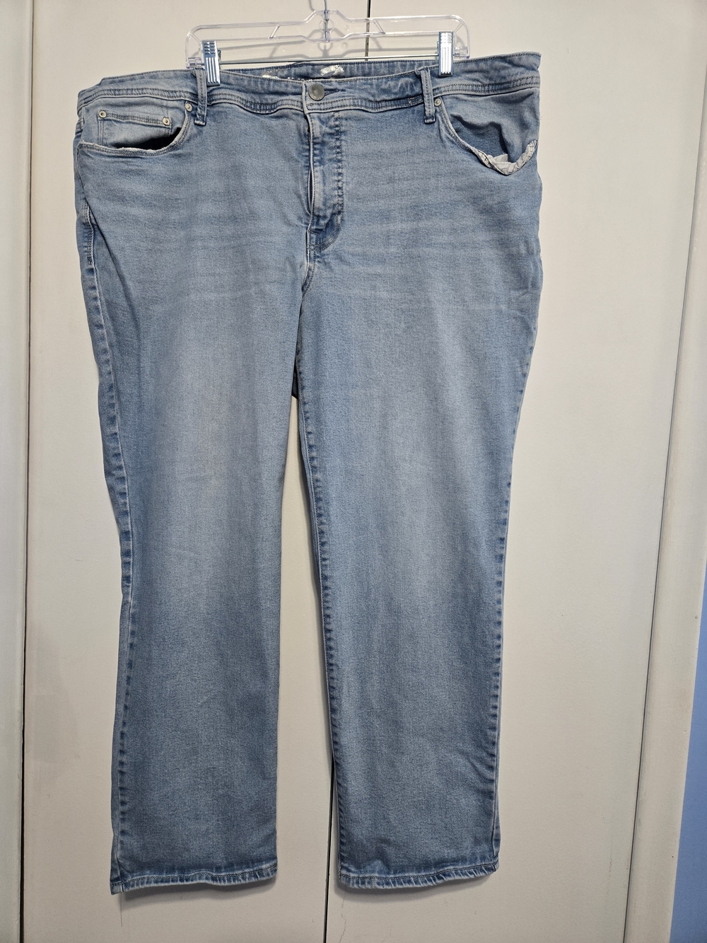 Seven7 Straight Leg Jeans Women's Size 26 Light Wash Stretch Denim Plus Size